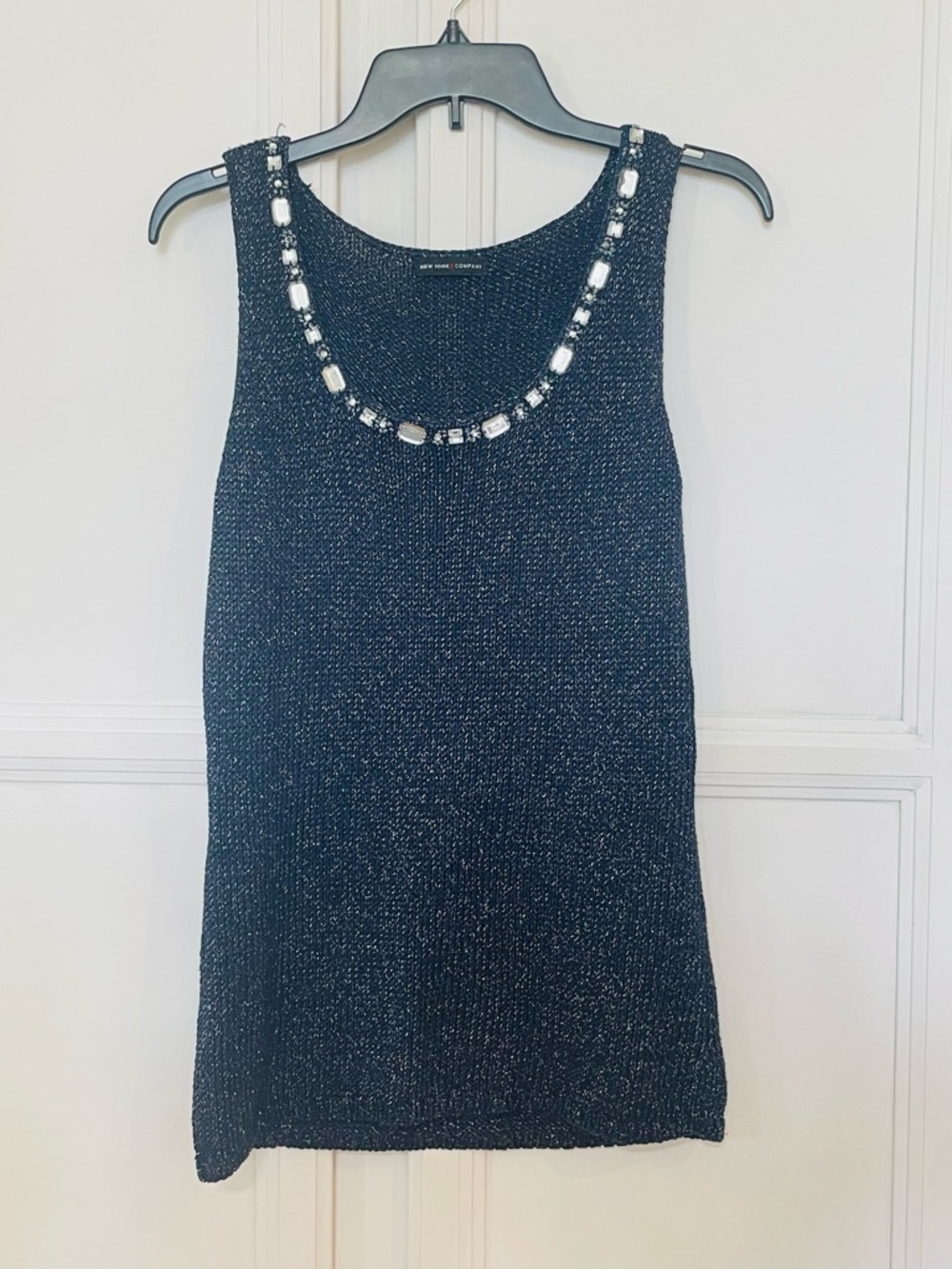 New York & Company Knitted Shimmering Top Jeweled Neckline Size Small‎